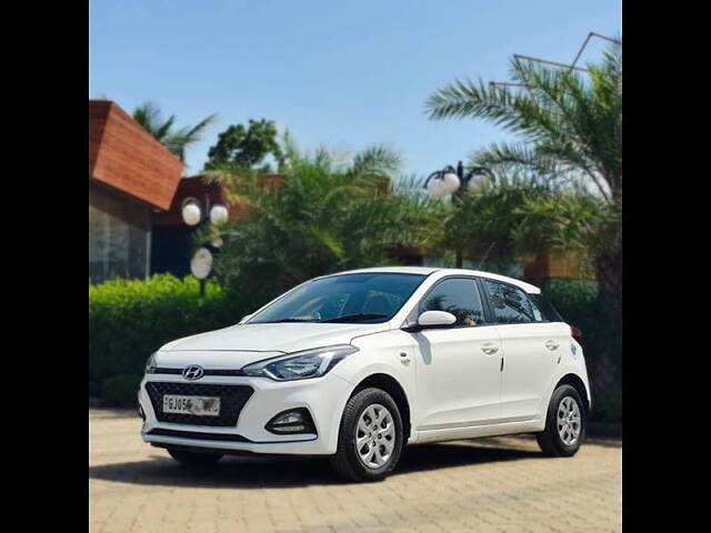 Used Hyundai i20 [2020-2023] Magna 1.2 MT [2020-2023] in Surat