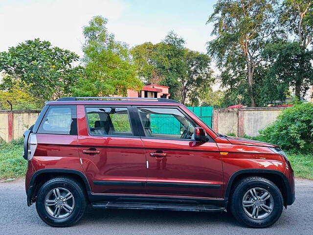 Used Mahindra TUV300 T10 in Vadodara