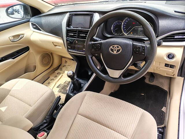 Used Toyota Yaris V MT in Delhi