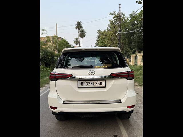 Used Toyota Fortuner 4X2 AT 2.8 Diesel in Lucknow