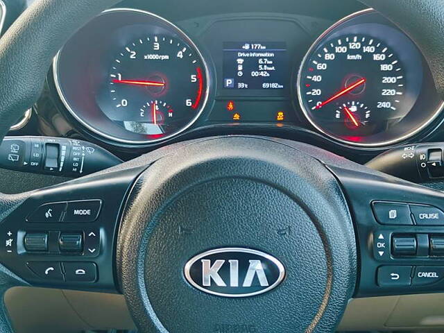 Used Kia Carnival [2020-2023] Prestige 7 STR in Pune