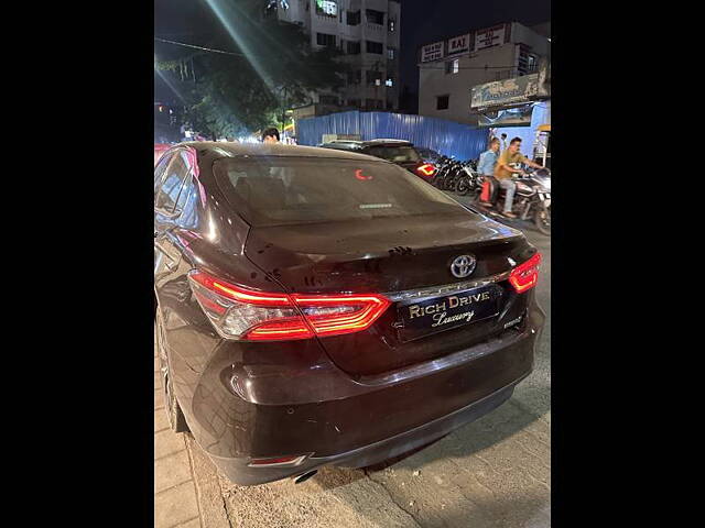 Used Toyota Camry Hybrid in Nagpur