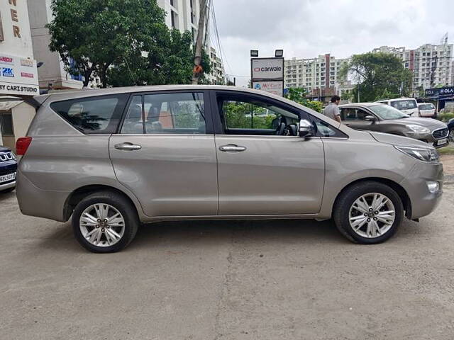 Used Toyota Innova Crysta [2016-2020] 2.4 ZX 7 STR [2016-2020] in Kolkata