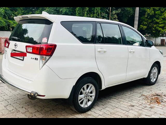 Used Toyota Innova Crysta [2016-2020] 2.4 G 8 STR [2016-2017] in Kanpur