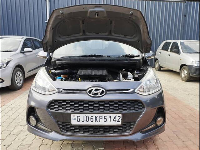 Used Hyundai Grand i10 Sportz (O) AT 1.2 Kappa VTVT [2017-2018] in Ahmedabad