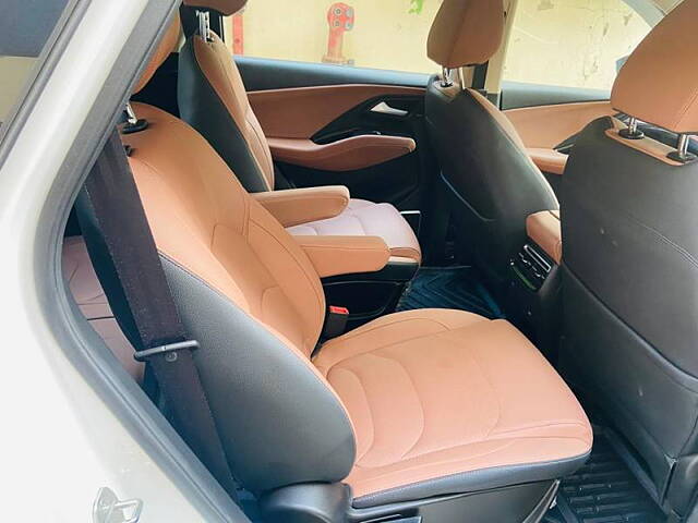 Used MG Hector Plus Savvy Pro 1.5 Turbo Petrol CVT 6 STR in Delhi