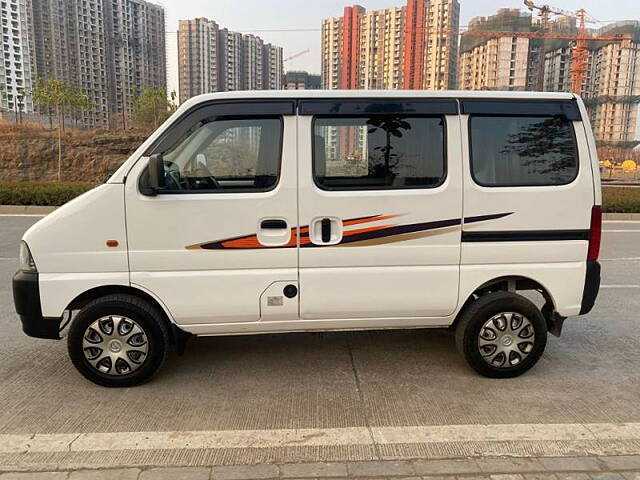 Used 2022 Maruti Suzuki Eeco 5 STR AC CNG for sale at Rs. 5,99,000 in ...