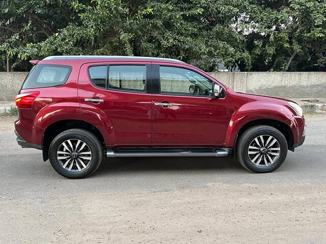 Used Isuzu MU-X [2017-2018] 4x2 in Delhi