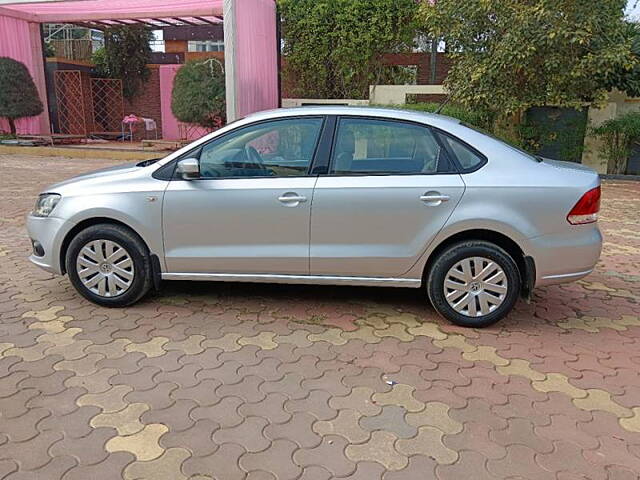 Used Volkswagen Vento [2014-2015] Comfortline Diesel AT in Ahmedabad