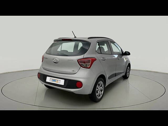 Used Hyundai Grand i10 Sportz (O) 1.2 Kappa VTVT [2017-2018] in Ahmedabad