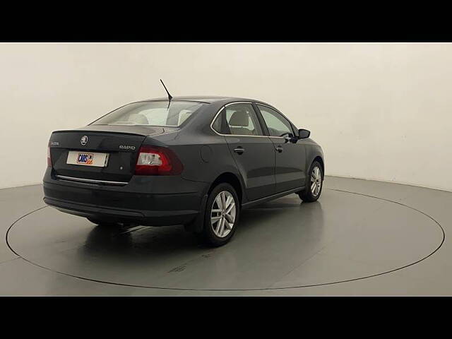 Used Skoda Rapid Style 1.6 MPI in Mumbai