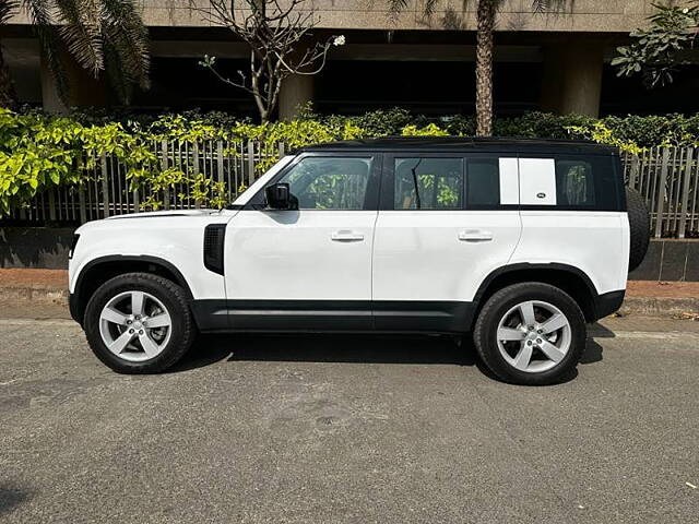 Used 2023 Land Rover Defender 110 HSE 2.0 Petrol [2021] for sale in Delhi  at Rs.1,25,00,000 - CarWale