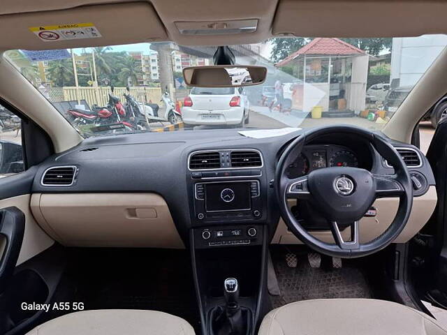 Used Skoda Rapid Style 1.6 MPI in Bangalore