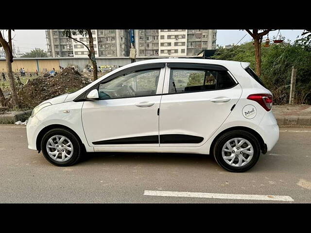 Used Hyundai Grand i10 Magna 1.2 Kappa VTVT in Surat