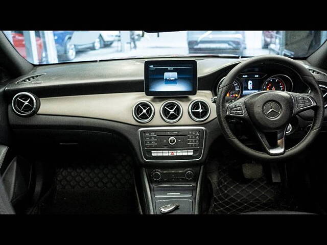 Used Mercedes-Benz CLA 200 CDI Sport in Delhi