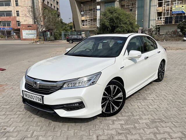 Used Honda Accord Hybrid in Delhi