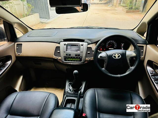 Used Toyota Innova [2013-2014] 2.5 VX 8 STR BS-III in Hyderabad