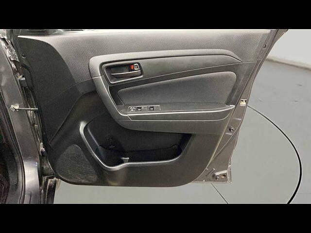 Used Maruti Suzuki Vitara Brezza [2020-2022] VXi AT SHVS in Delhi