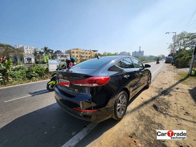 Used Hyundai Elantra SX (O) 2.0 AT in Kolkata