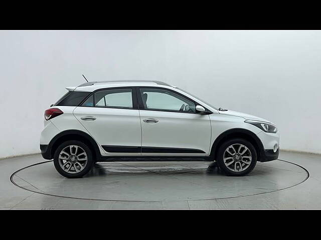 Used Hyundai i20 Active 1.2 SX in Mumbai