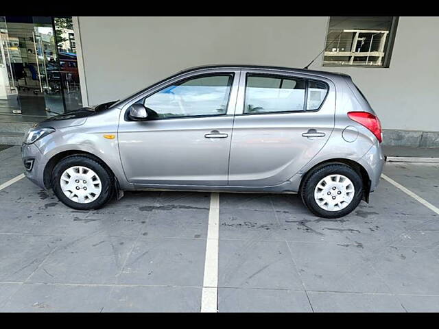 Used Hyundai i20 [2010-2012] Magna 1.2 in Kolkata