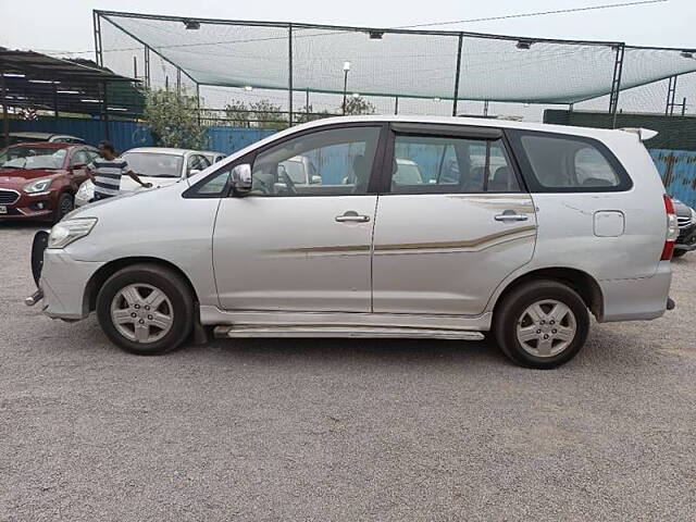 Used Toyota Innova [2005-2009] 2.5 V 8 STR in Hyderabad