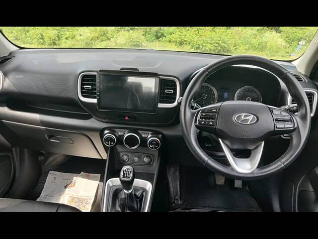 Used Hyundai Venue [2019-2022] SX 1.0 Turbo iMT in Gandhinagar