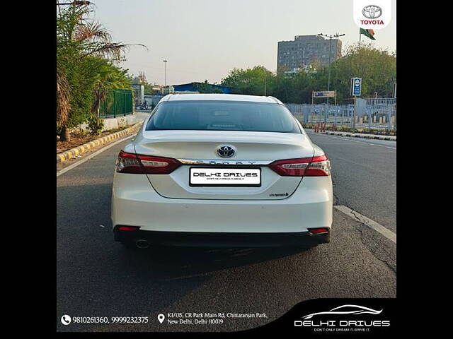 Used Toyota Camry Hybrid in Delhi