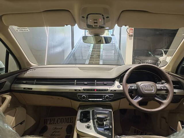 Used Audi Q7 [2015-2020] 45 TFSI Technology Pack in Delhi