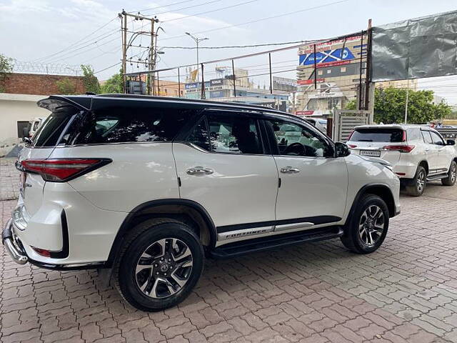 Used Toyota Fortuner Legender 2.8 4X2 AT in Lucknow