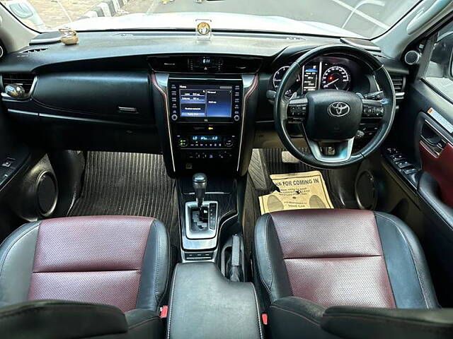 Used Toyota Fortuner Legender 2.8 4X4 AT in Delhi