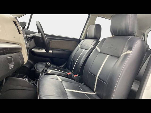 Used Maruti Suzuki Wagon R 1.0 [2014-2019] LXI in Ahmedabad