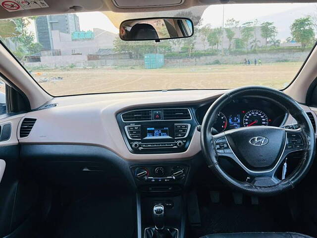 Used Hyundai Elite i20 [2018-2019] Sportz 1.2 in Ahmedabad