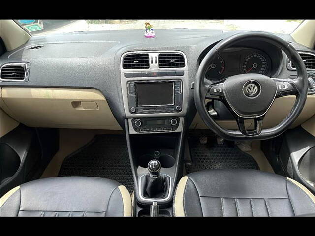 Used Volkswagen Polo [2012-2014] Highline1.2L (P) in Bangalore