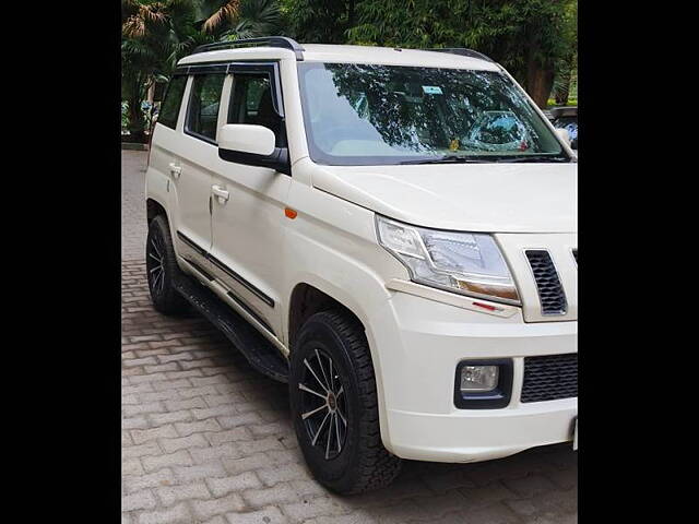 Used Mahindra TUV300 [2015-2019] T6 in Delhi