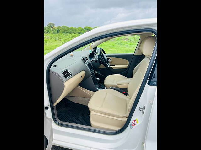 Used Volkswagen Vento [2015-2019] Highline Plus 1.2 (P) AT 16 Alloy in Vadodara