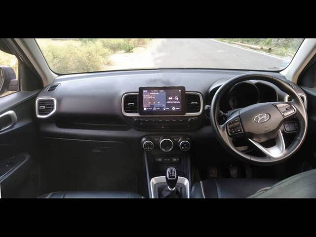 Used Hyundai Venue SX 1.5 CRDi in Dehradun