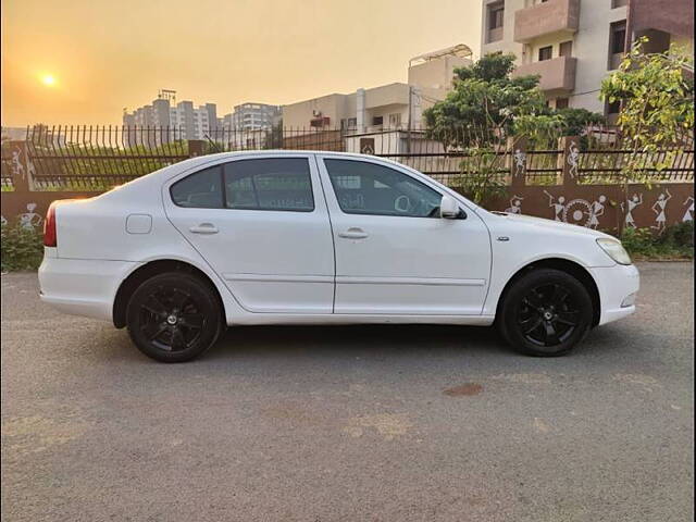 Used Skoda Laura [2005-2009] L&K 1.9 PD MT in Surat