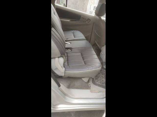 Used Toyota Innova [2012-2013] 2.5 GX 8 STR BS-III in Delhi