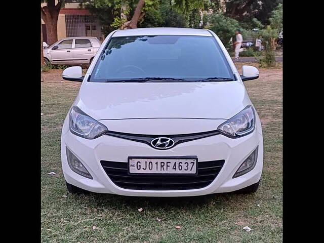 Used 2014 Hyundai i20 in Ahmedabad