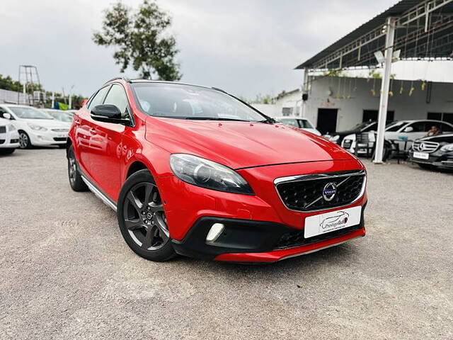 Used 2014 Volvo V40 Cross Country in Hyderabad