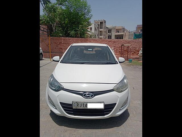 Used 2013 Hyundai i20 in Jaipur