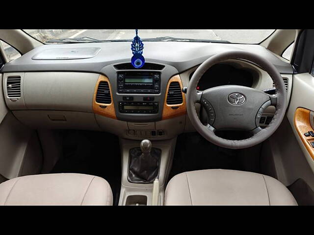 Used Toyota Innova [2005-2009] 2.5 V 8 STR in Mumbai