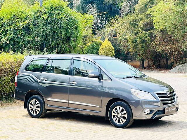 Used Toyota Innova [2013-2014] 2.5 VX 7 STR BS-IV in Bangalore