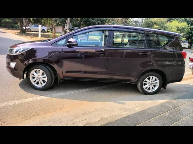 Used Toyota Innova Crysta [2016-2020] 2.4 G 8 STR [2016-2017] in Gurgaon