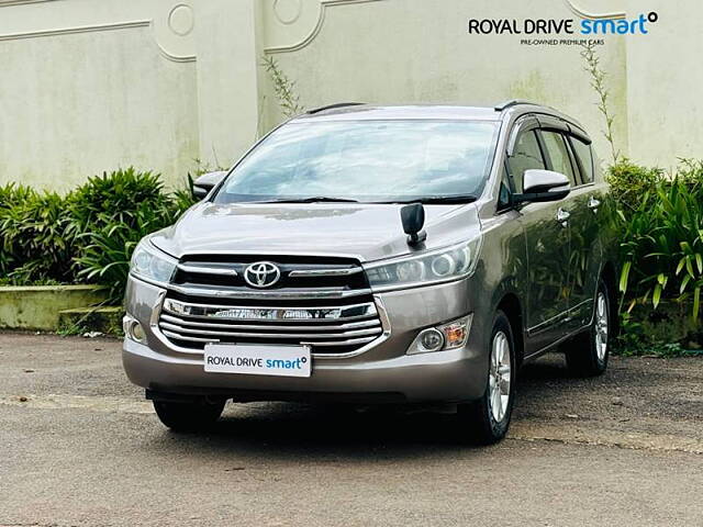 Used Toyota Innova Crysta [2016-2020] 2.4 G 7 STR [2016-2017] in Kochi