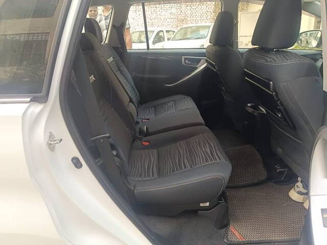 Used Toyota Innova Crysta [2016-2020] 2.4 V Diesel in Dehradun