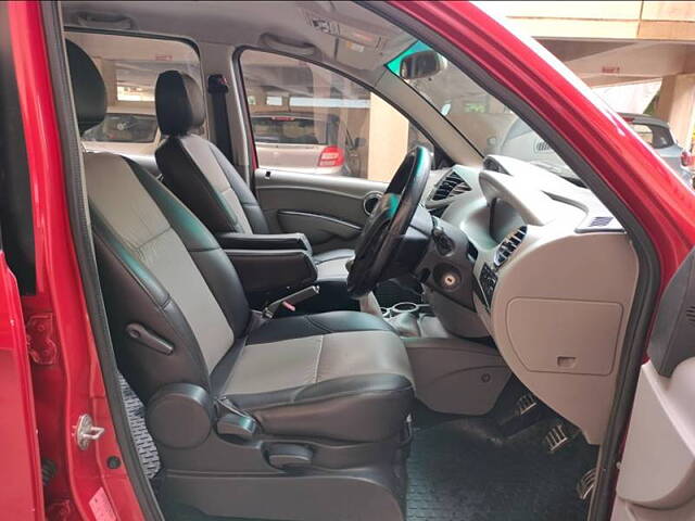 Used Mahindra NuvoSport N8 in Pune