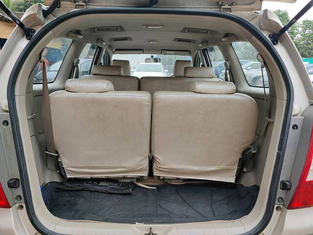 Used Toyota Innova [2009-2012] 2.5 GX 8 STR BS-IV in Mumbai