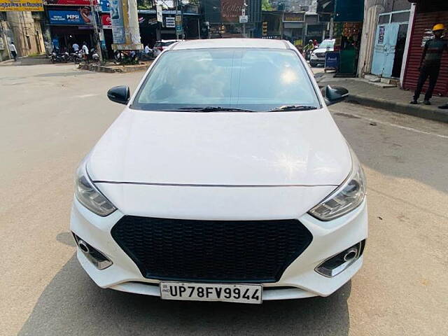 Used 2019 Hyundai Verna in Kanpur